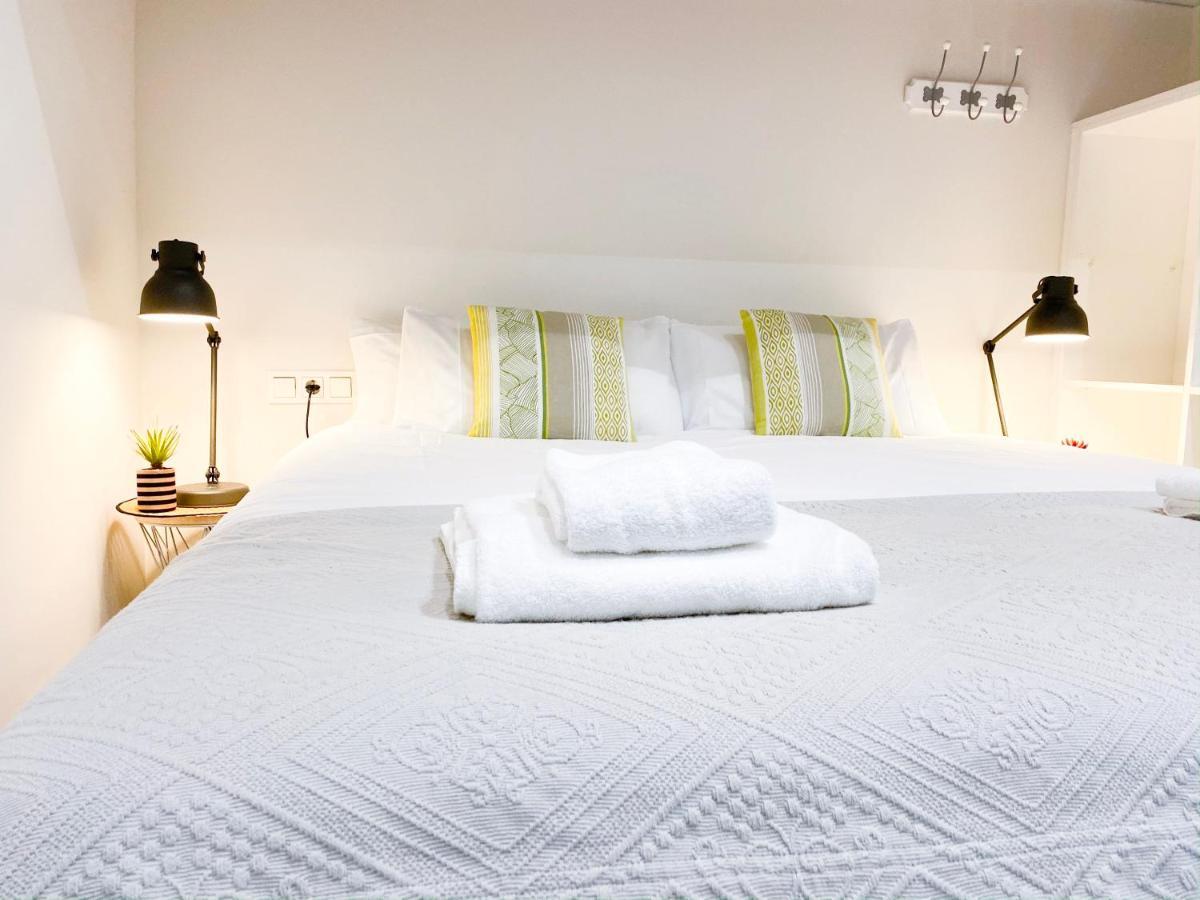 Stunning Boutique - Space Maison Apartments เซบีญา ภายนอก รูปภาพ
